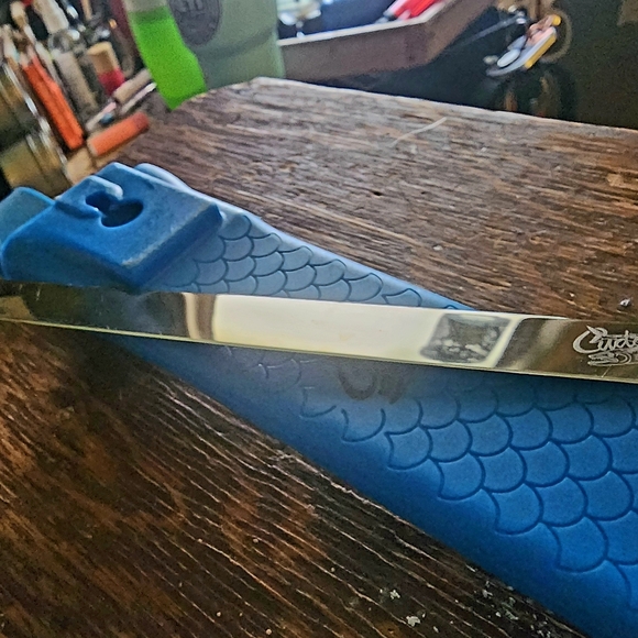 Cuda 7 In Freshwater Fillet Knife W/ Sheath UIC - Picture 9 of 12